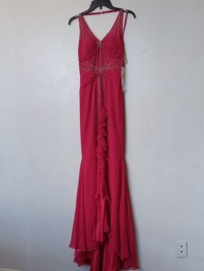 Vintage Elegant Fuchsia Beaded Evening Gown